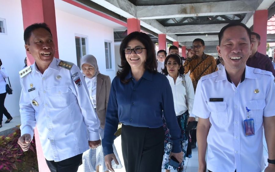 Felly Runtuwene Tinjau Layanan Kesehatan di RSUD Minahasa Selatan